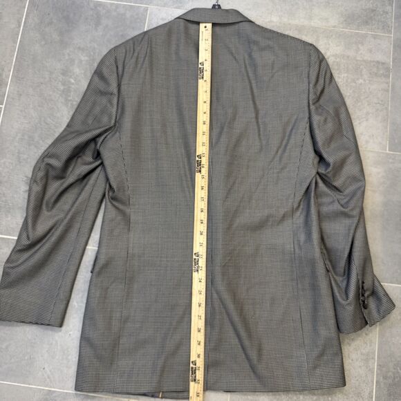Hart Schaffner Marx Men’s 40L Sport Coat - Gray Houndstooth - Two-Button - Picture 7 of 10